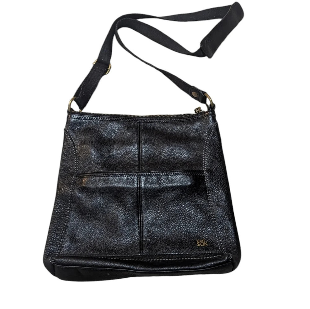 The SAK Vintage Black Soft smooth Leather Crossbody Shoulder bag